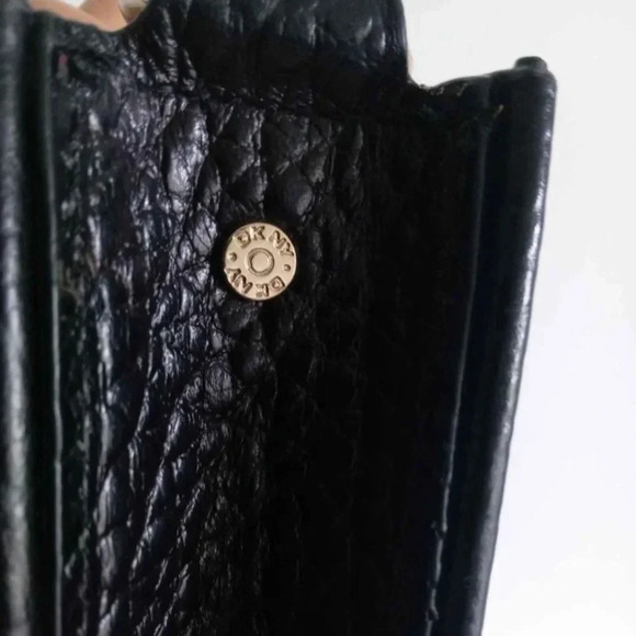 Vintage DKNY french  grain leather bag/crossbody - Picture 7 of 10